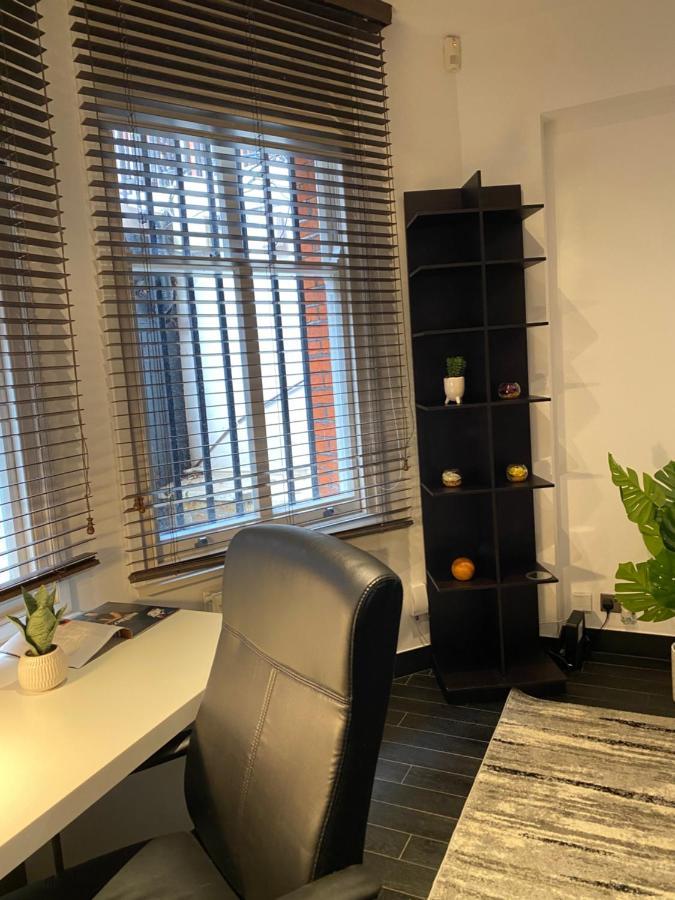 Апартаменты Beautiful Modern Studio In High Street Kensington Лондон Экстерьер фото